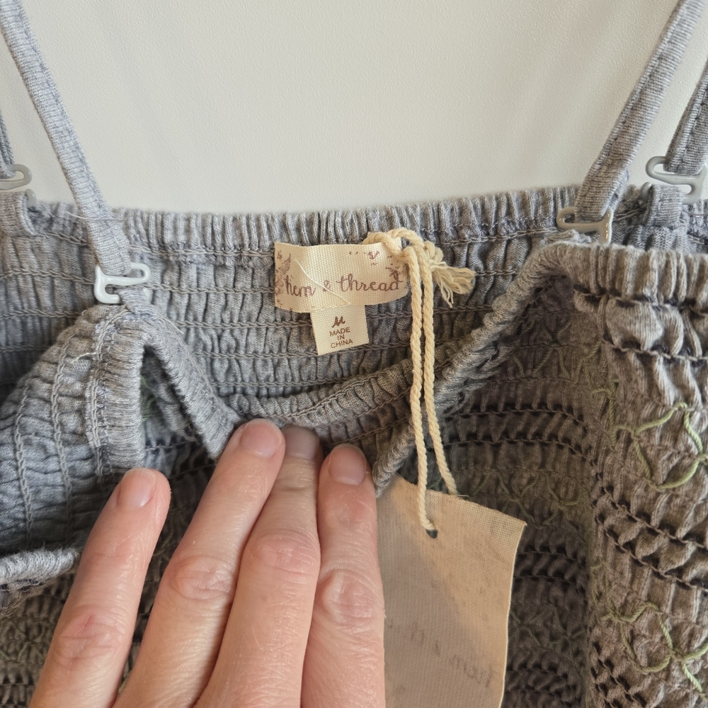 Gray Sleeveless Romper - Picture 3 of 6